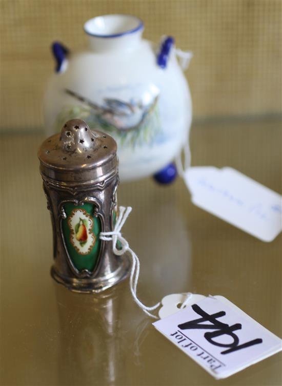 Worcester signed vase, Mc Reddie & pepper